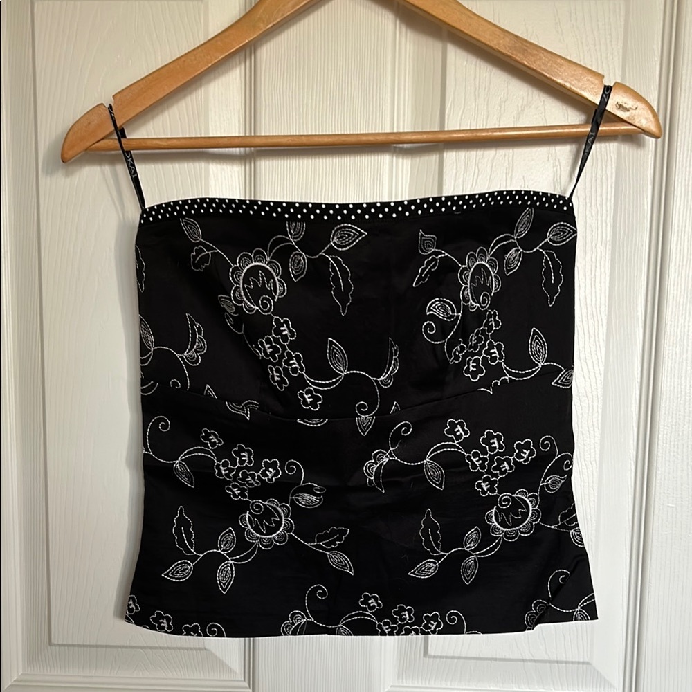 Black and white tube top with stitched design
